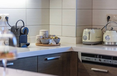 Halepa Apartment | JW luxury apartment with spa room in Chania!