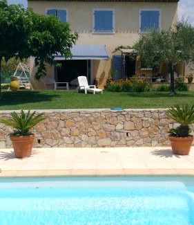 Les Baraques Villa | Jylloue, Villa avec piscine privée à MOUGINS, proche ROYAL MOUGINS GOLF AND SPA