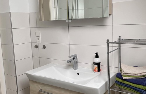 Bergisch Gladbach Apartment | Köln/messe Nahe Gäste/monteur Whg 5 Zi.-bis zu 6 Pers-3sz