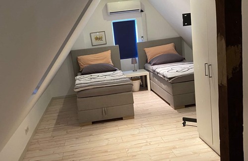 Bergisch Gladbach Apartment | Köln/messe Nahe Gäste/monteur Whg 5 Zi.-bis zu 6 Pers-3sz