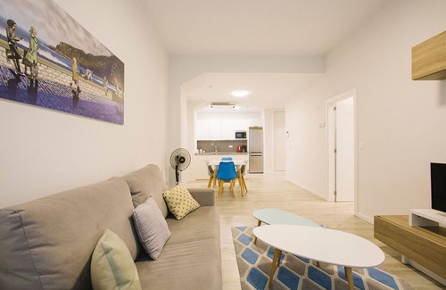 Gros Apartment | K Gloria Suites 5 1B one bedroom street facing