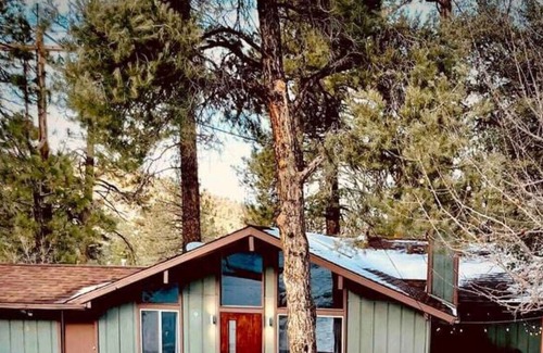 Wrightwood Cabin | K-LV · Central AC, Dog Friendly, Fireplace, La Villetta
