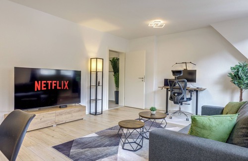Mitte Apartment | K&M: Central | With workstation | Close to RMCC