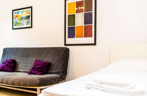 Hoehenberg Apartment | K66 nice apartment for 5 people in Cologne Höhenberg, only 5km from the Cologne trade fair