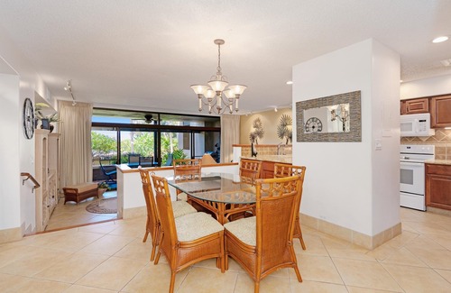 Kaanapali Condo | Kaanapali Royal K102- Maui Luxury at Kāʻanapali Royal | Heated Pool & A/C!