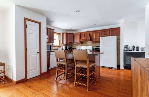 Tannersville House | Kaaterskill Mtn House: 287 Acres w/Fire Pit
