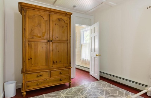 Palenville House | Kaaterskill Ski Luxury Historic Home on the Stream