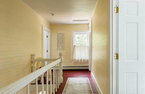 Palenville House | Kaaterskill Ski Luxury Historic Home on the Stream