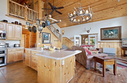 Island Park Cabin | KABINO: Henrys Lake Hot Tub FirePit Pool Table Mtn & Water Views WiFi Satellite Fishing Trails
