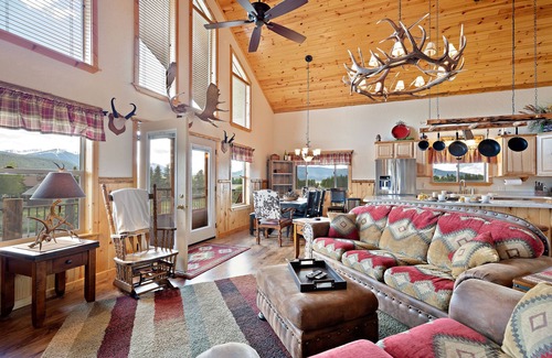 Island Park Cabin | KABINO: Henrys Lake Hot Tub FirePit Pool Table Mtn & Water Views WiFi Satellite Fishing Trails