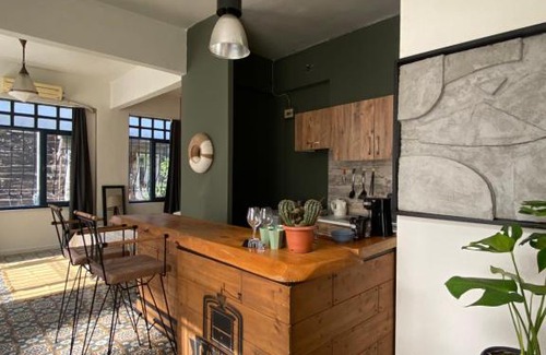 Rasimpasa Apartment | Kadikoy Tarihi Mahallede Loft Tasarimli Daire