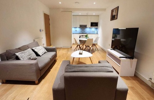 Canning Town North Apartment | Kaf Luxury 1 Apartment in Canning Town London