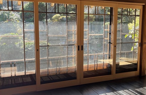 Isumi House | Kagetsuan main house is a retreat surrounded by rice fields and bamboo groves.