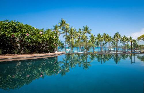 Kahaluu Bay Apartment | Kahalu'u Beach Villas 1-203