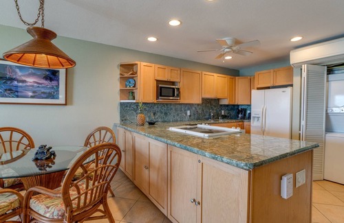 Kahana Condo | Kahana Sunset A2 - Direct Oceanfront - Pristine Pacific Views - Free Fun