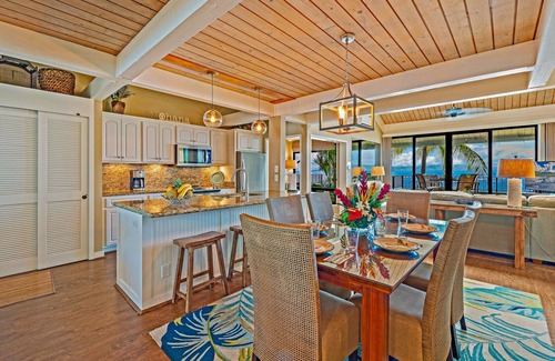 Kahana Condo | Kahana Village #22 Beach Front Luxury