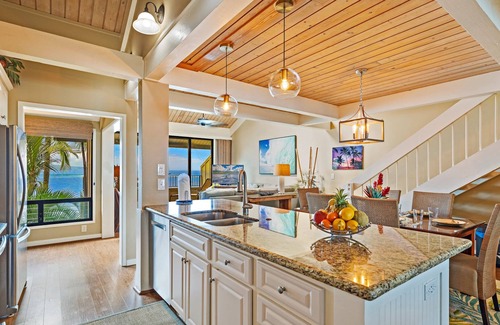 Kahana Condo | Kahana Village #22 Beach Front Luxury