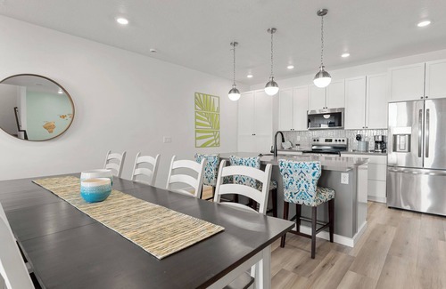 St. George House | Kailua House: Private Hot Tub, Resort Pools, Lazy River
