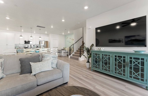 St. George House | Kailua House: Private Hot Tub, Resort Pools, Lazy River