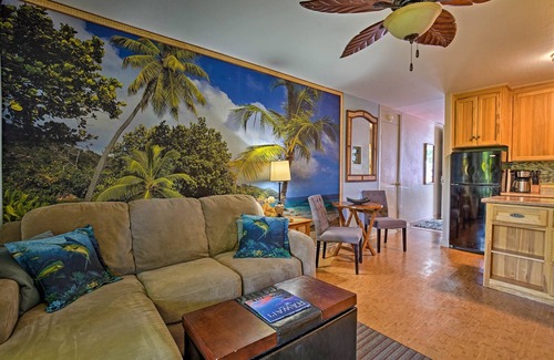 Historic Kailua Village Apartment | Kailua Studio w/Pool Access & Garden Views!