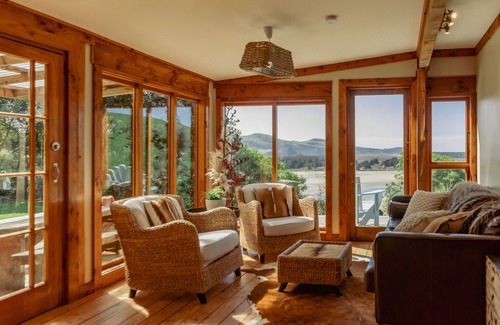 Cape Saunders Cabin | Kaimata Cozy