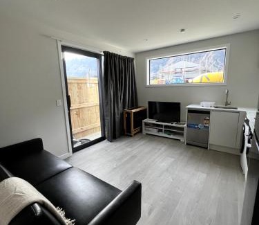 Kawarau Falls Apartment | Kainga Whakata