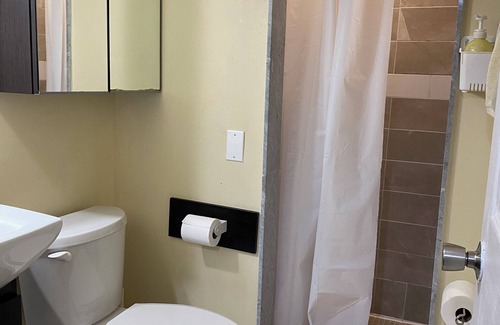Kensington Market House | Kaisar Guest House
