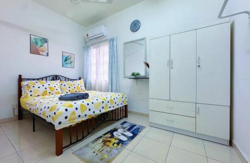 Kajang Apartment | KAJANG Sri Ixora Kajang Spacious Home Fully AirCon