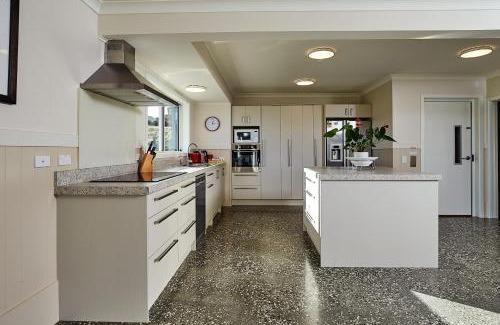 Kaikoura Bed & Breakfast | Kakatu Retreat Bed & Breakfast