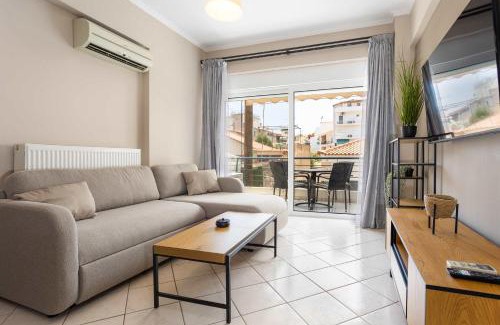 Kalamata Apartment | Kalamata City Nest - Ypapanti Cozy & Bright Getaway