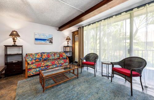 Historic Kailua Village House | Kalani Kai#109