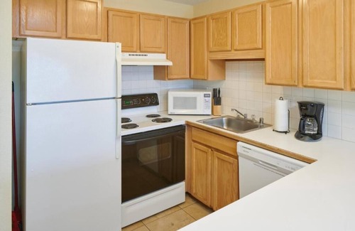 Nawiliwili Apartment | Kalapaki Beach Stay – 3 Condo Units w/Pool, Tennis & Gorgeous Views
