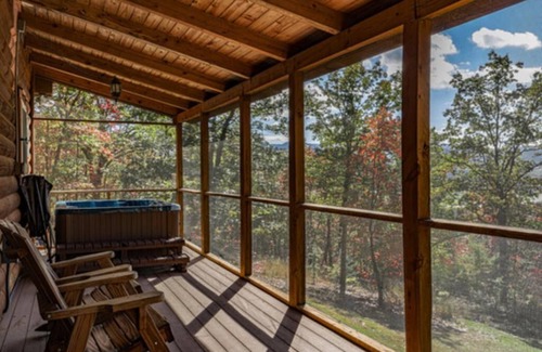 Luray Cabin | Kalmia Cabin