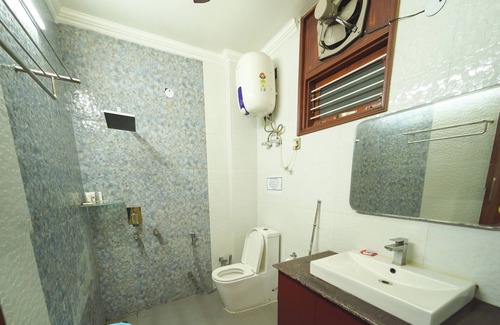 Greater Noida Bed & Breakfast | KalpTaru Residency