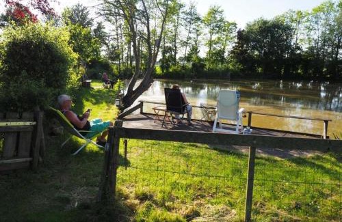 Wintelre Other | Kampeerhut met gedeeld sanitair