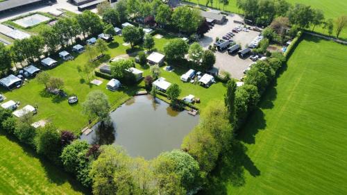 Wintelre Other | Kampeerhut met gedeeld sanitair