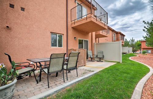 Kanab Apartment | Kanab Condo with Pool and Patio, 30 Mi to Zion NP