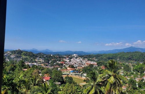 Kandy Apartment | Kandy City View MPM Apartments 4B 3 Bed Room (FULLY AIR CONDITIONED APARTMENT)