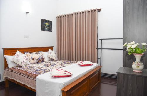 Kandy Bed & Breakfast | Kandy Hemantha Resort