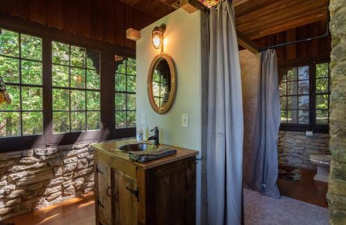 Baileys Harbor House | Kangaroo East Shore by Simple Life Rentals