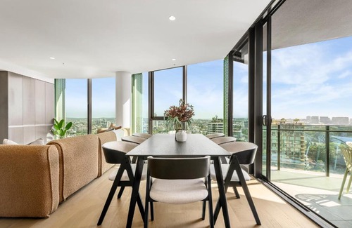 Kangaroo Point Apartment | Kangaroo Point Apartment by Urban Rest