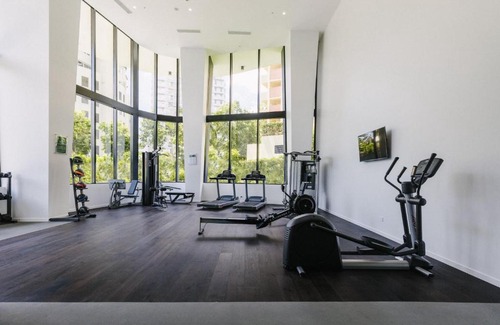 Kangaroo Point Apartment | Kangaroo Point Apartment by Urban Rest
