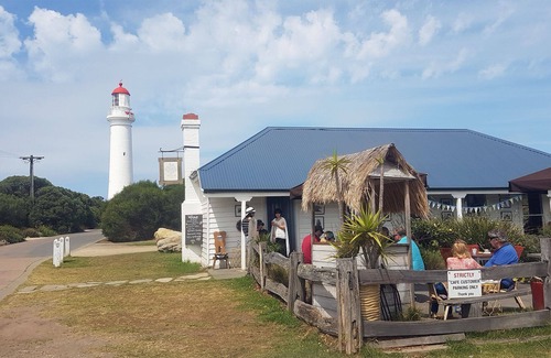 Fairhaven House | Kangarooma - large comfortable beach house