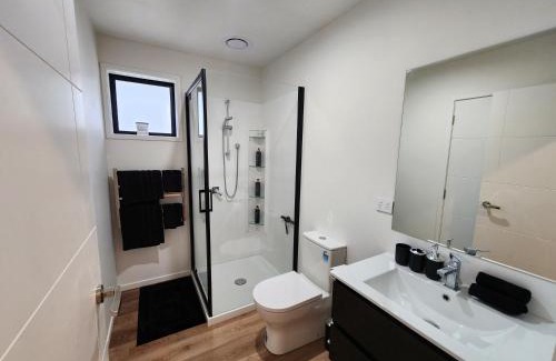 Hokitika Apartment | Kaniere Hideaway