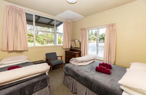 Hokitika Hotel | Kaniere Hotel