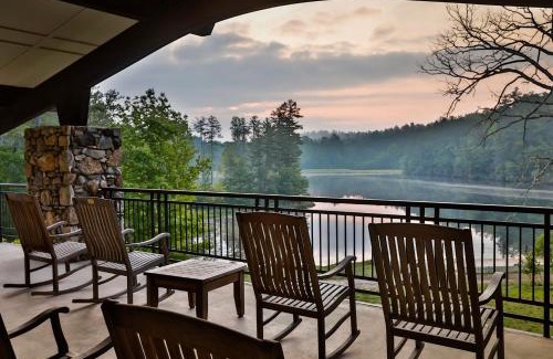 Hendersonville Hotel | Kanuga Inn & Lodging