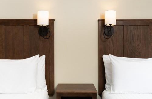 Hendersonville Hotel | Kanuga Inn & Lodging