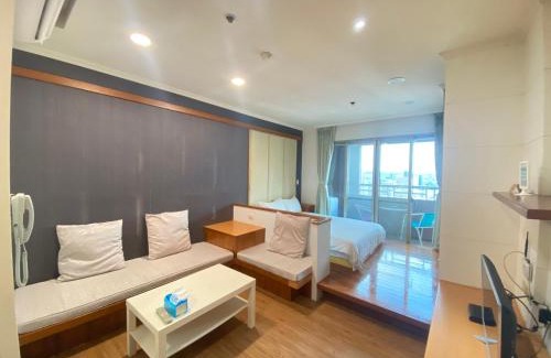 Kaohsiung City Centre Apartment | Kaohsiung Morning Homestay