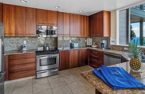 Kapalua Condo | Kapalua Bay Villa 21G4 By Parrish Maui - Oceanfront Views & great beach access
