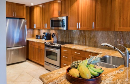 Kapalua Condo | Kapalua Golf Villa 26T8: Oversized Ocean View Lanai
